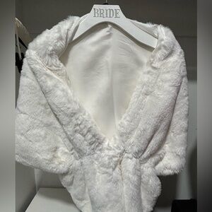 White fur shawl